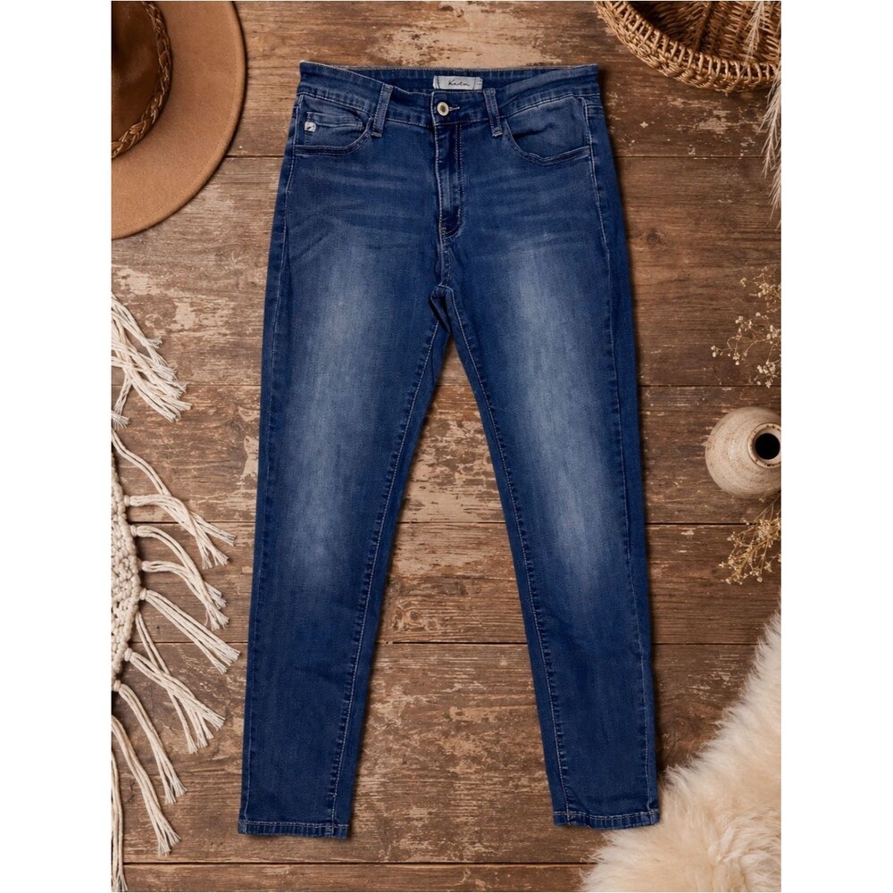 KanCan Medium Wash Blue Estilo Women’s Jeans Size 13/30